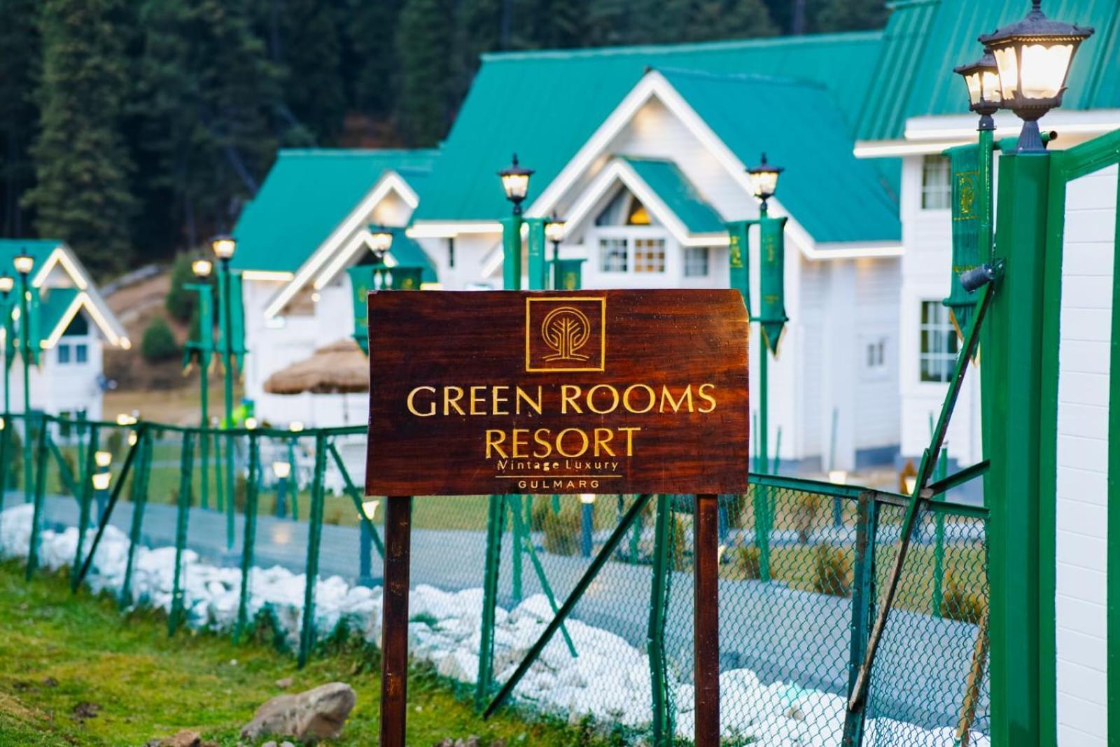 Green Rooms Resort Gulmarg Exteriör bild