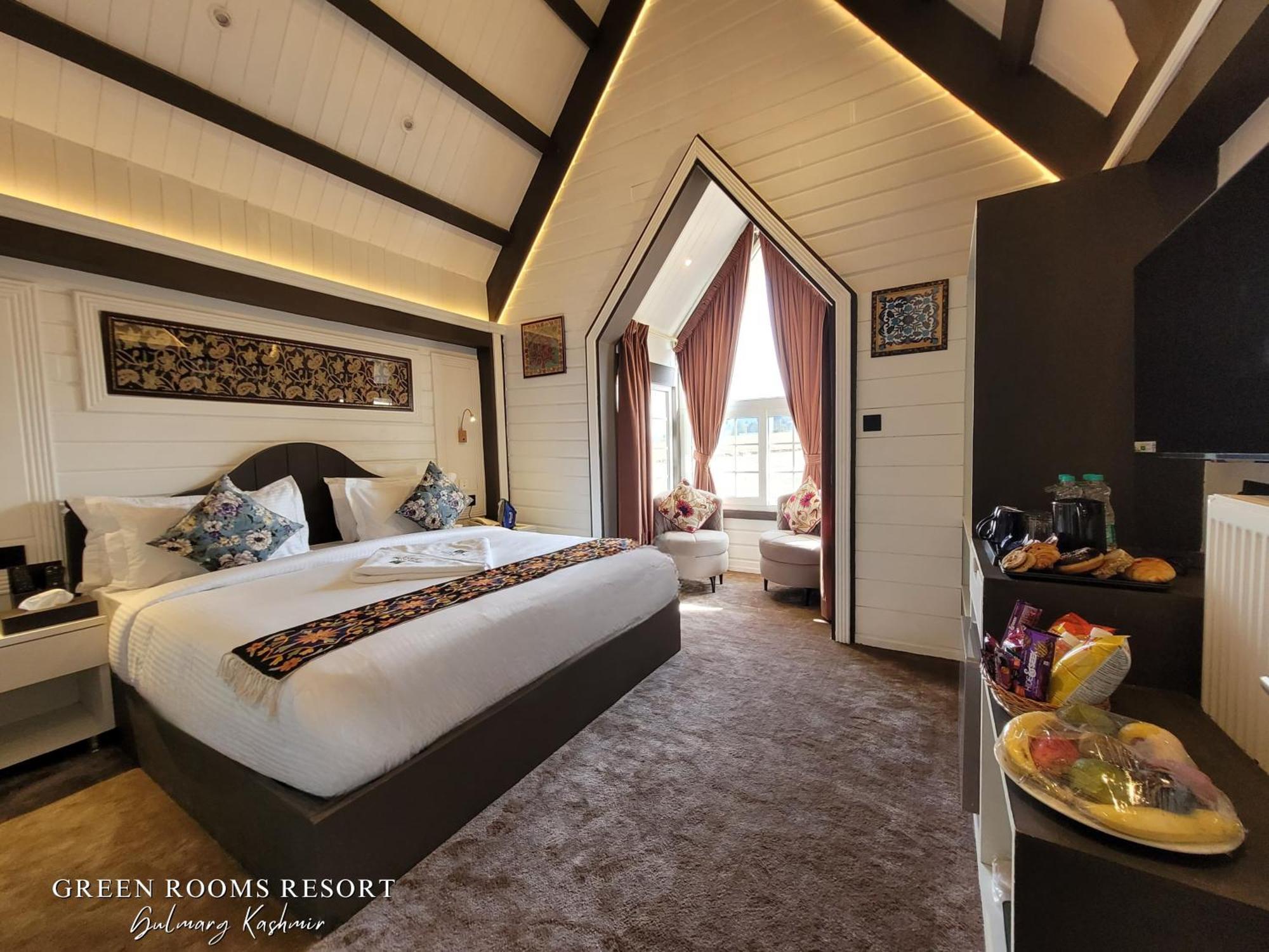 Green Rooms Resort Gulmarg Exteriör bild