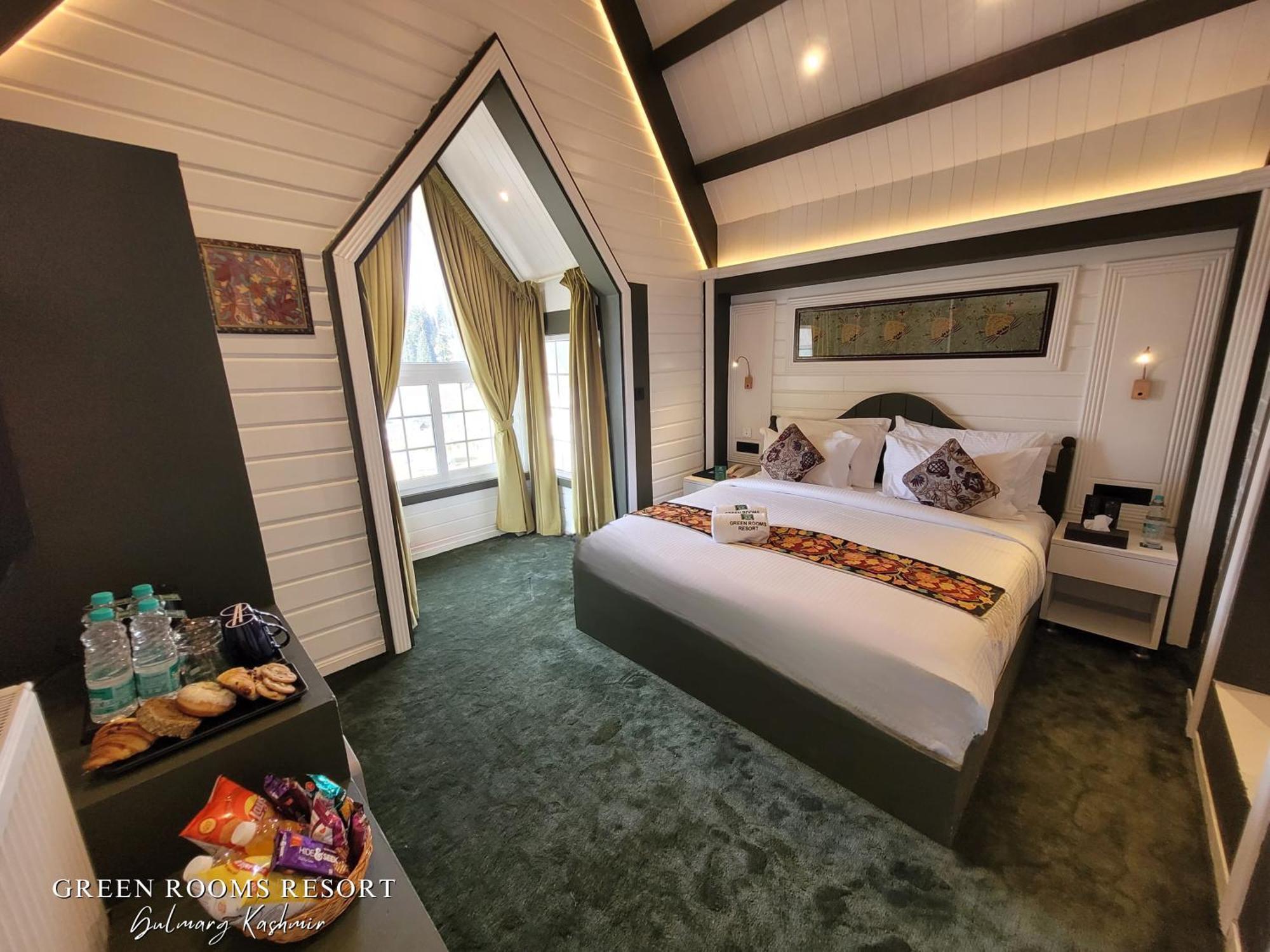 Green Rooms Resort Gulmarg Exteriör bild